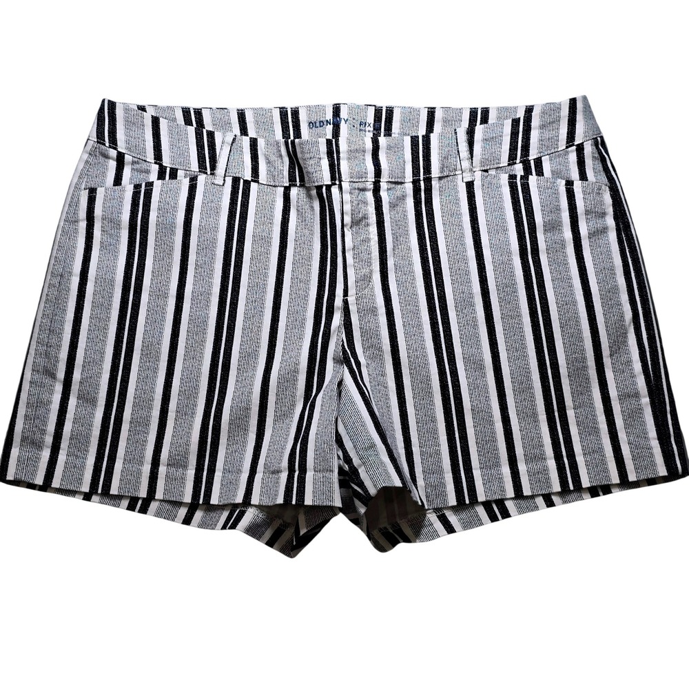 Old Navy Pixie Womens Size 14 Shorts Black White Striped Mid-Rise Stretch Chino
